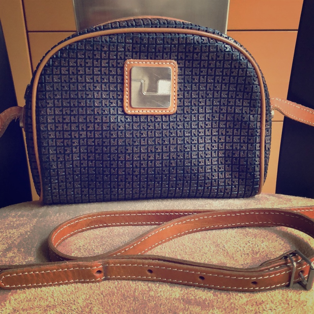 Ted Lapidus chic crossbody bag